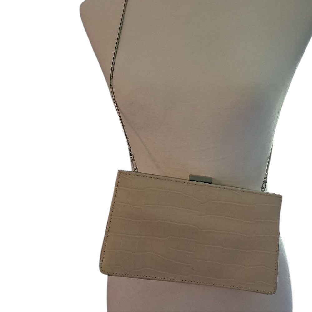 VTG Vintage Genuine Leather Clutch Purse